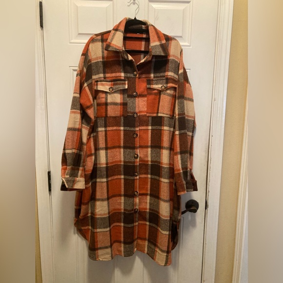 Jackets & Blazers - Orange & Black Long Flannel “Shacket”, size 2X.